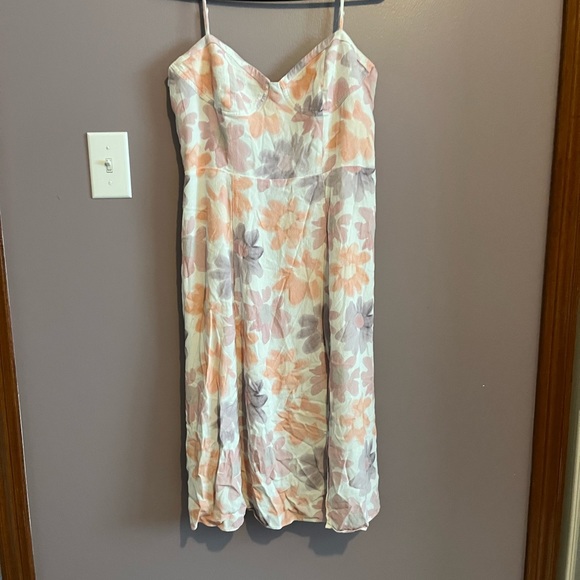 Sunday Best Viola MIDI Dress - Picture 7 of 7